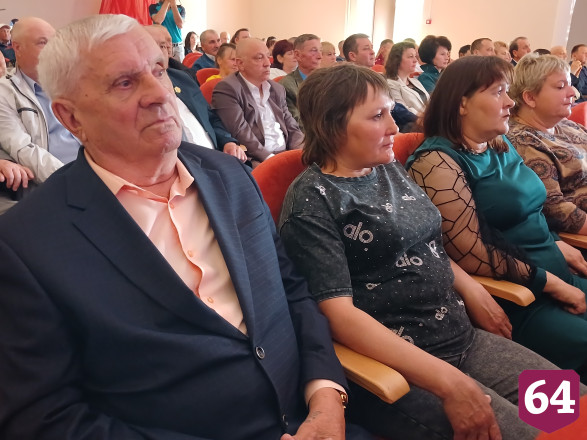 В Саратовской области слет животноводов посвятили единству народов России